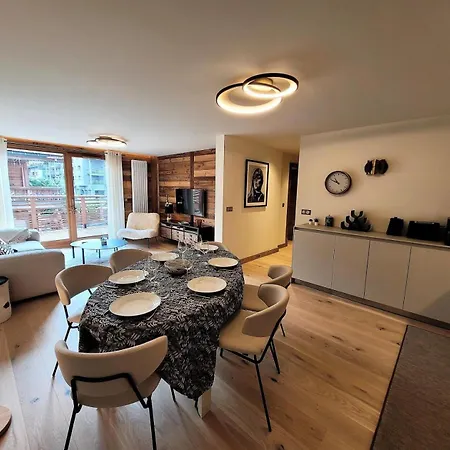 Apartment Le Stella - De Gamme 6 Personnes Au Centre Mae-1001 Les Gets